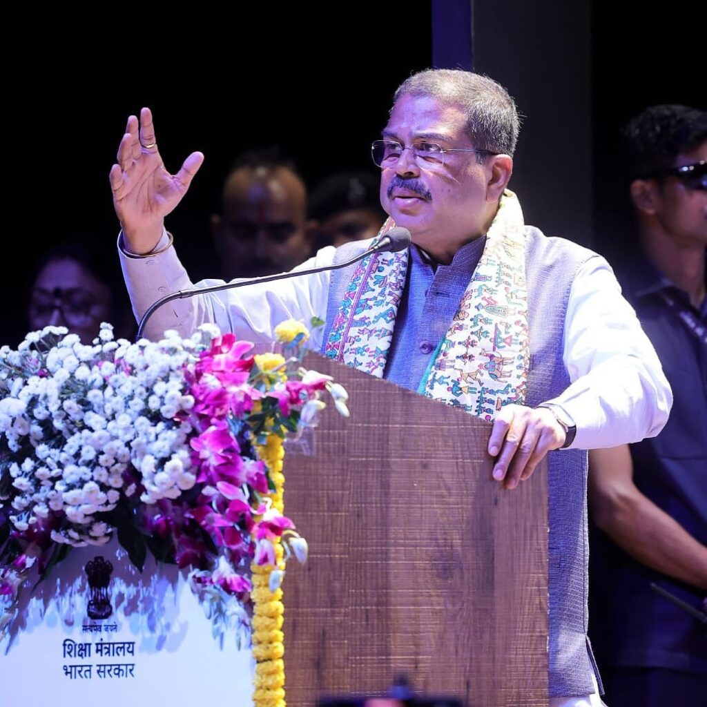 ପ୍ରଧାନମନ୍ତ୍ରୀଙ୍କ ଦ୍ୱାରା ରାଷ୍ଟ୍ର ଉଦ୍ଦେଶ୍ୟରେ ସମର୍ପିତ ପ୍ରକଳ୍ପ ଓଡ଼ିଶାର ସାମାଜିକ-ଆର୍ଥିକ ବିକାଶକୁ ନୂଆ ଗତି ଦେବ – ଧର୍ମେନ୍ଦ୍ର ପ୍ରଧାନ
