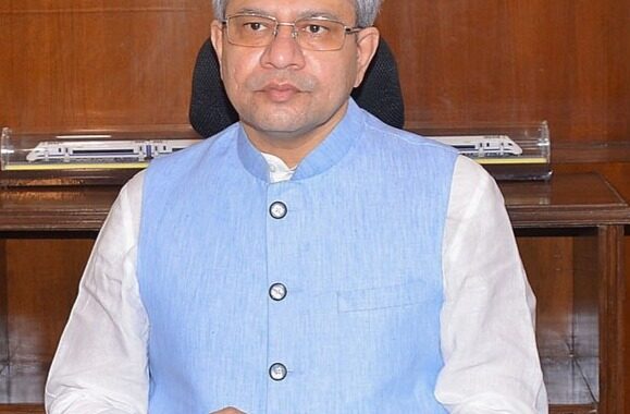 ବରଗଡ଼ ରୋଡ୍‌ -ନୂଆପଡ଼ା ରୋଡ୍‌ ନୂଆ ରେଳ ଲାଇନ ପାଇଁ ଜମି ଅଧିଗ୍ରହଣ ଜାରି ରହିଛି: ରେଳ ମନ୍ତ୍ରୀ ଶ୍ରୀ ଅଶ୍ୱିନୀ ବୈଷ୍ଣବ