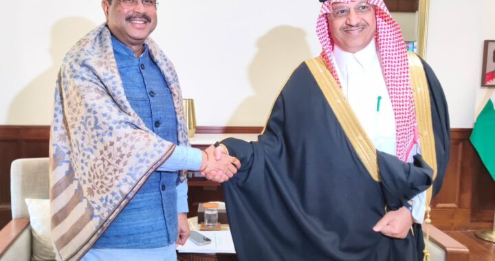 କେନ୍ଦ୍ର ଶିକ୍ଷାମନ୍ତ୍ରୀଙ୍କୁ ଭେଟିଲେ ସାଉଦି ଆରବର ଶିକ୍ଷା ମନ୍ତ୍ରୀ ଓ୍ୱାଇ.ବି ଅବଦୁଲ୍ଲା ଅଲ୍-ବେନିଆନ