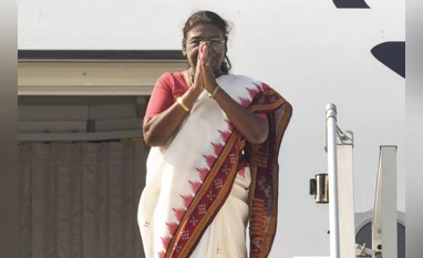 ପୁରୀ ଲୋକ ଭବନରେ ରାଷ୍ଟ୍ରପତି ଦ୍ରୌପଦୀ ମୁର୍ମୁ ପୁରୀ ଲୋକ ଭବନରେ ରାଷ୍ଟ୍ରପତି ଦ୍ରୌପଦୀ ମୁର୍ମୁ