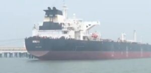 ଭାରତର ଅଶୋଧିତ ତୈଳ ଆମଦାନୀର ୭୦% ଏବେ ହର୍ମୁଜ୍ ପ୍ରଣାଳୀ ବାହାର ମାର୍ଗରେ ହେଉଛି; ଇନ୍ଧନ ଯୋଗାଣ ସୁରକ୍ଷିତ ରହିଛି