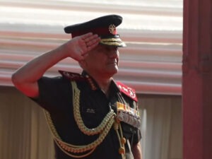ସିଡିଏସ୍ ଅନିଲ ଚୌହାନଙ୍କ କାର୍ଯ୍ୟକାଳ ଶେଷ , 3 ସେନା ପକ୍ଷରୁ ଦିଆଗଲା ଗାର୍ଡ ଅଫ ଅନର