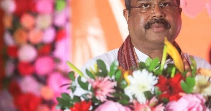 ବାସ୍ତବରେ ଧର୍ମେନ୍ଦ୍ର ପ୍ରଧାନ ଜଣେ ଓଡ଼ିଆ ବିସ୍ମୟ ପ୍ରତିଭା