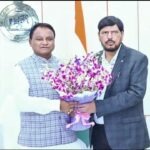 ମୁଖ୍ୟମନ୍ତ୍ରୀଙ୍କୁ ଭେଟିଲେ କେନ୍ଦ୍ରମନ୍ତ୍ରୀ ରାମଦାସ ଅଠାୱାଲେ,ରାଜ୍ୟରେ ସାମାଜିକ ନ୍ୟାୟ ସମ୍ପର୍କିତ ବିଭିନ୍ନ ପ୍ରସଙ୍ଗରେ ଆଲୋଚନା