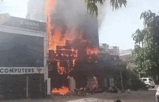 ଲକ୍ଷ୍ନୌରେ ଭୟାବହ ଅଗ୍ନିକାଣ୍ଡ,୧୪ ଛାତ୍ରଛାତ୍ରୀ ମୃତ ଲକ୍ଷ୍ନୌରେ ଭୟାବହ ଅଗ୍ନିକାଣ୍ଡ,୧୪ ଛାତ୍ରଛାତ୍ରୀ ମୃତ