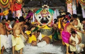 ଆଜି ପବିତ୍ର ଦ୍ୱାଦଶୀ ତିଥିରେ ରଥ ଉପରେ ଚତୁର୍ଦ୍ଧାମୂର୍ତ୍ତିଙ୍କ ଅଧରପଣା ନୀତି ଶାନ୍ତିଶୃଙ୍ଖଳାର ସହ ସମ୍ପନ୍ନ