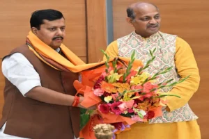 ବିଜେପି ରାଷ୍ଟ୍ରୀୟ ସଭାପତି ନୀତିନ ନବୀନଙ୍କୁ ଭେଟିଲେ ବିଜେପି ରାଜ୍ୟ ସଭାପତି ତଥା ସାଂସଦ ମନମୋହନ ସାମଲ