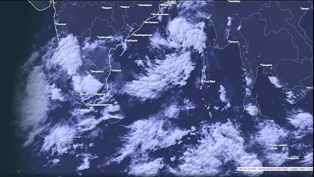 ବଙ୍ଗୋପସାଗରରେ ସ୍ପଷ୍ଟଚିହ୍ନିତ ଲଘୁଚାପ ସୃଷ୍ଟି,ବିଭିନ୍ନ ପାଣିପାଗ ମଡେଲ୍ ବାତ୍ୟାର ଭିନ୍ନ ଭିନ୍ନ ରୂପ ଦେଖାଉଛନ୍ତି ବଙ୍ଗୋପସାଗରରେ ସ୍ପଷ୍ଟଚିହ୍ନିତ ଲଘୁଚାପ ସୃଷ୍ଟି,ବିଭିନ୍ନ ପାଣିପାଗ ମଡେଲ୍ ବାତ୍ୟାର ଭିନ୍ନ ଭିନ୍ନ ରୂପ ଦେଖାଉଛନ୍ତି